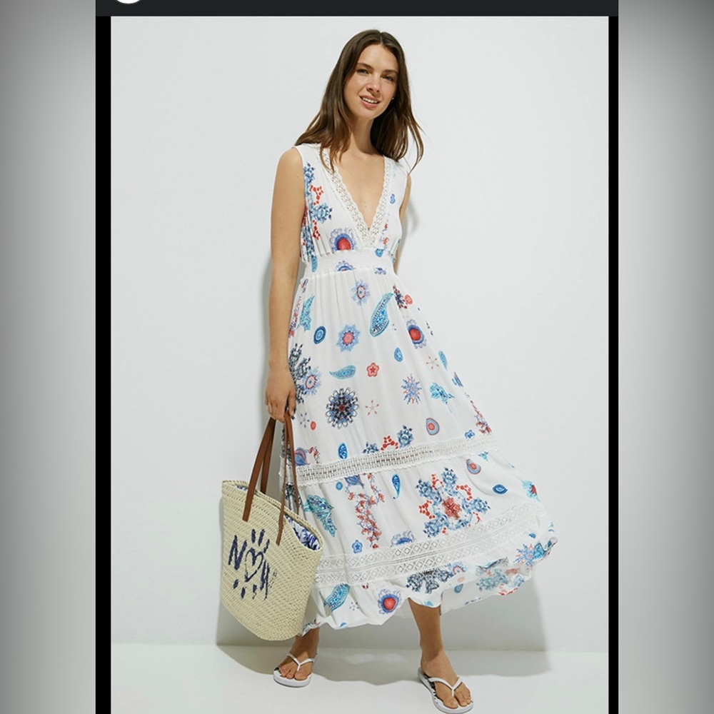 NWT Desigual summer TAHITI white with paisley boho dress size US 8 approx.